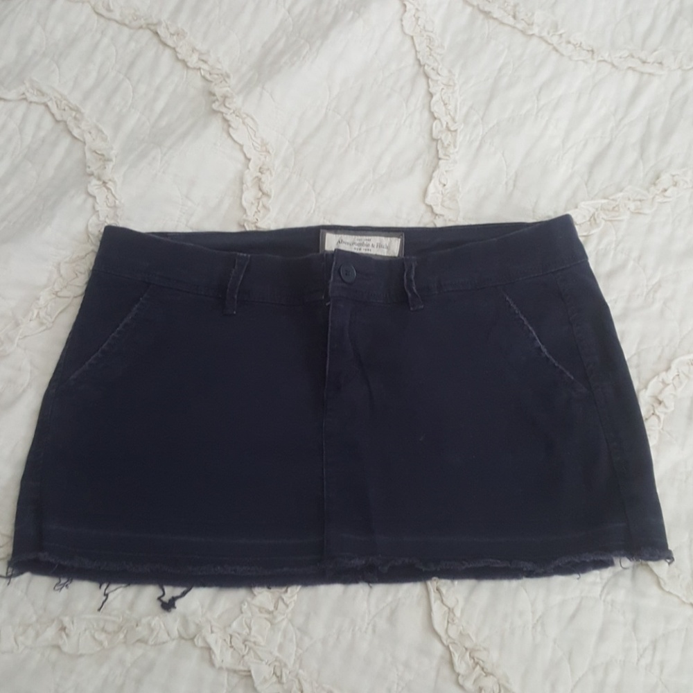 Abecrombie and fitch skirt